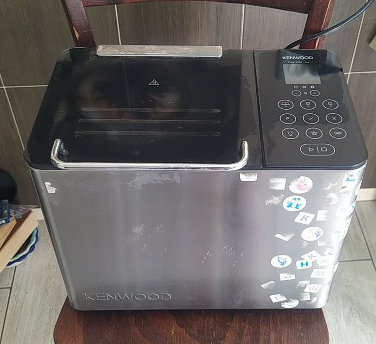 Хлібопічка Kenwood BM450