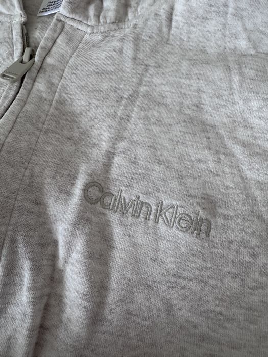 Оригінальний жіночий костюм Calvin Klein