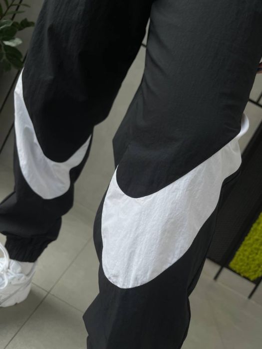 Жіночі штани Nike nsw logo mr jggr (HV2357-010)