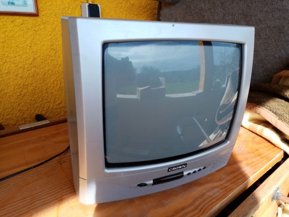 Televisão Crown .