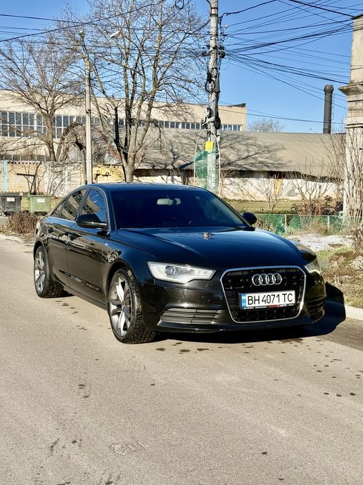 Audi A6 c7 S-line идеал ! официал,родная краска,без дтп!возможен обмен