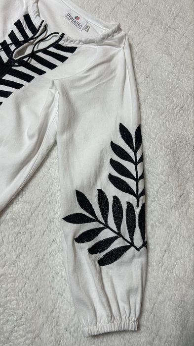 Вишиванка для дівчинки 122