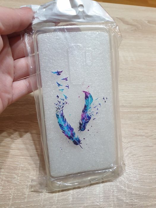 Sprzedam etui/gumę ochronną na telefon Samsung Galaxy S9 Plus
