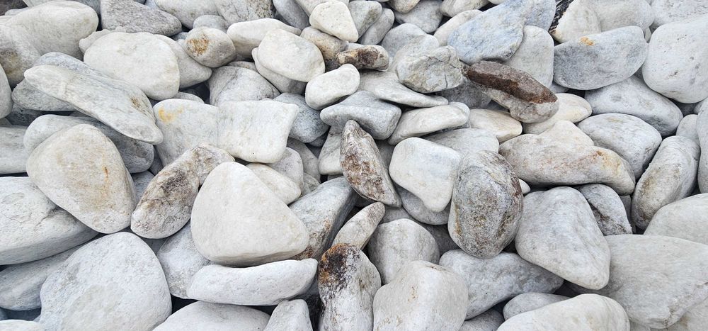Otoczak Kalcyt biały Thassos carrara white ogrodowy bianco