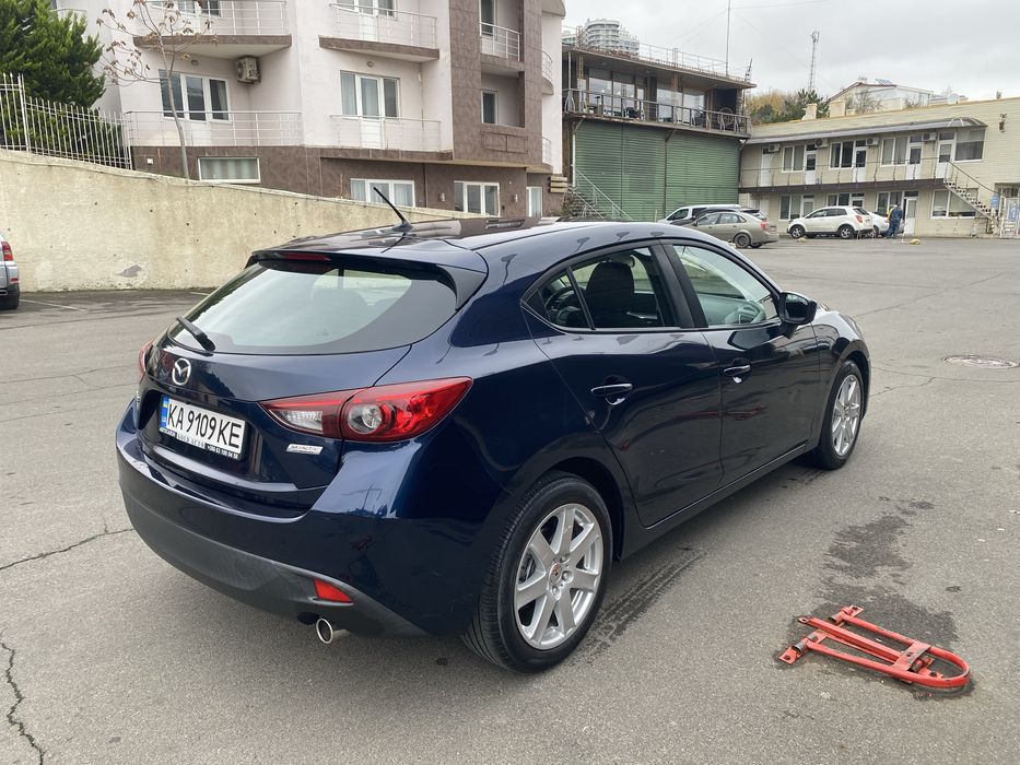 Мазда 3. 2015г. 2.0л