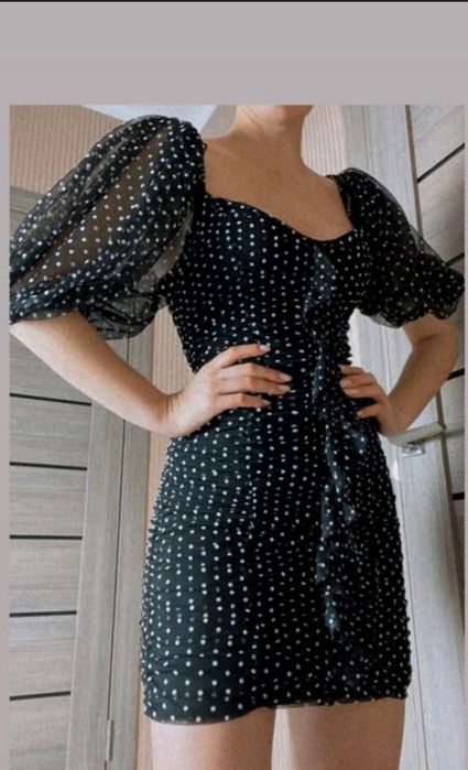 Сукня фірми " ZARA"