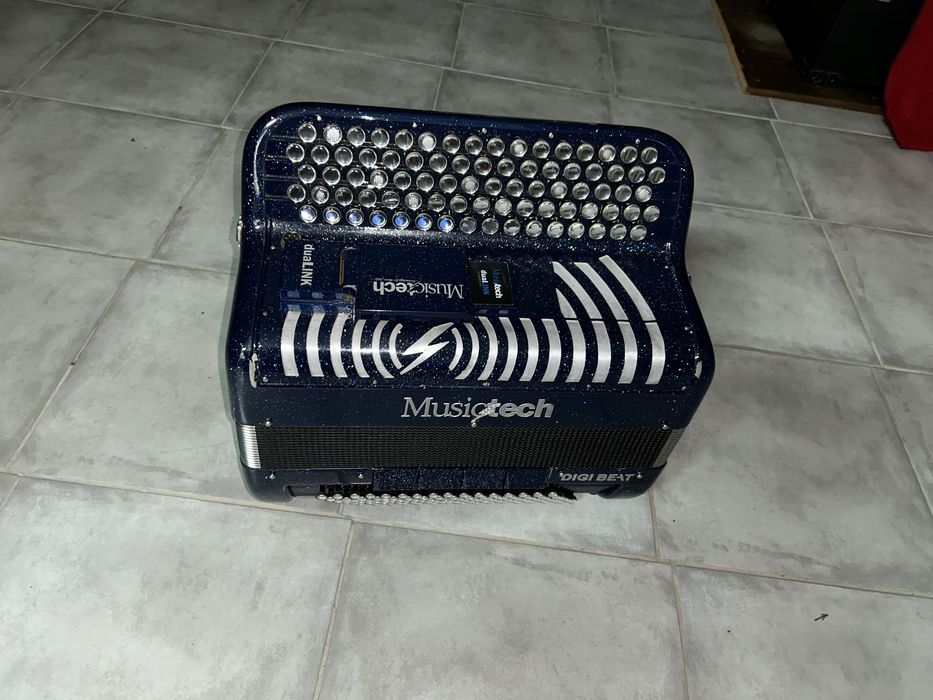 Acordeão Musictech