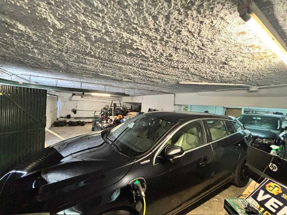 Garage Para varios carros ou como depósito