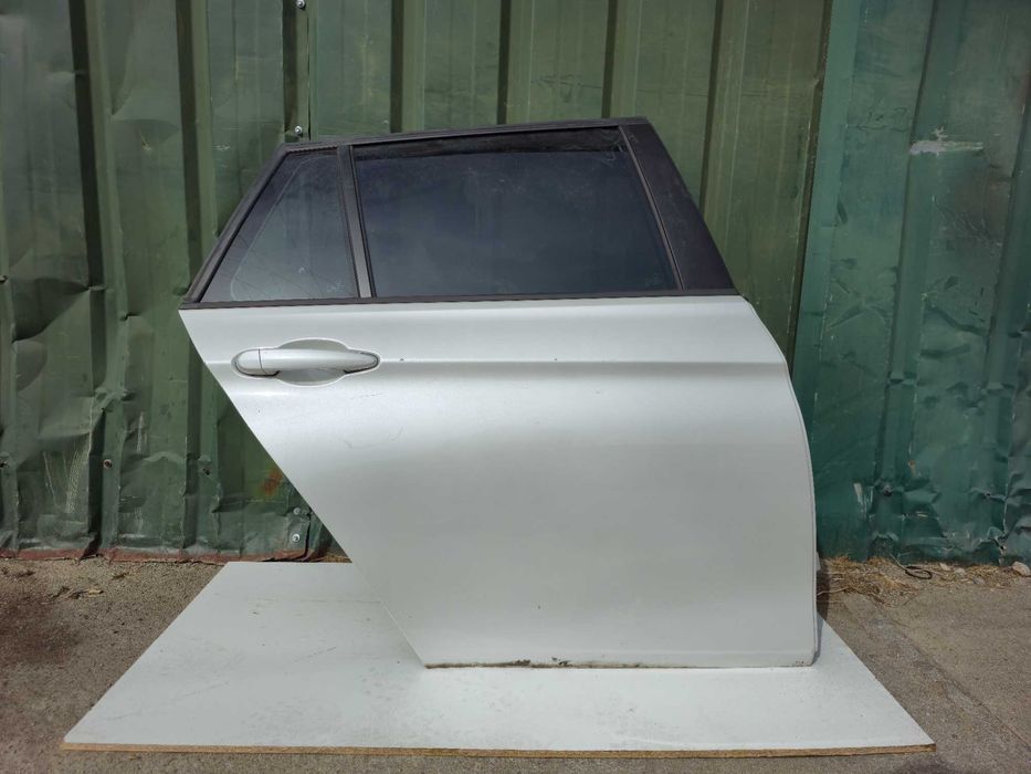 Porta traseira trás direita BMW Serie 3 F31 Carrinha (2012 a 2019)