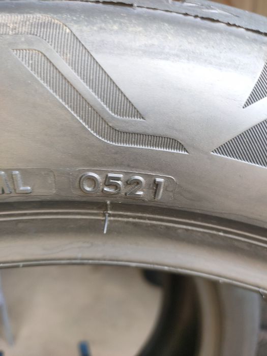245/50r19 Bridgestone Alenza 001 z 2021r około 7mm