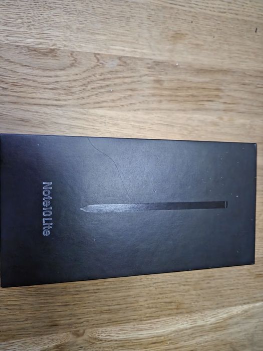 Sprzedam Samsunga Galaxy Note10 Lite z rysikiem