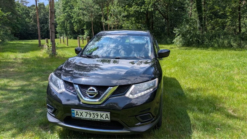 Продам автомобіль Nissan Rogue 2016 року