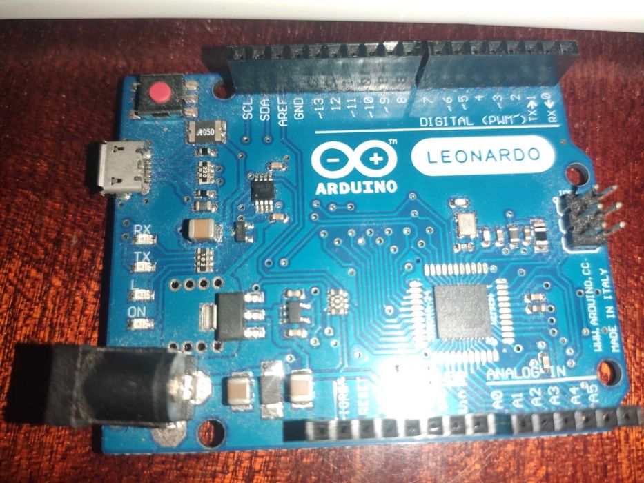 arduino leonardo r3 atmega32u4 оригинал
