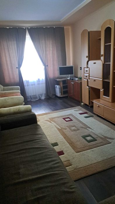 Вільно! Подобово. Пр. Свободи,37, 1-кімнатна. Поруч Обласної лікарні