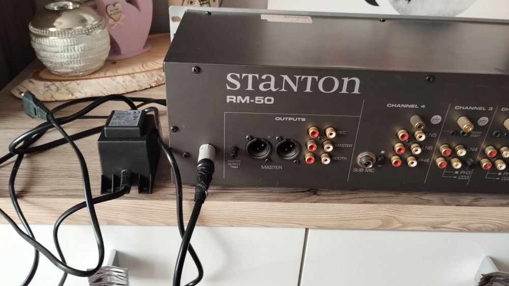 Dj mixer Stanton  RM-50