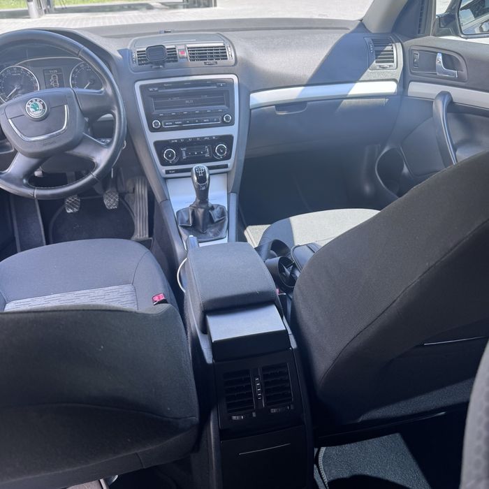 Skoda Octavia 2011 VIN TMBHT61Z6C8007227 фото оголошення 7 з 8