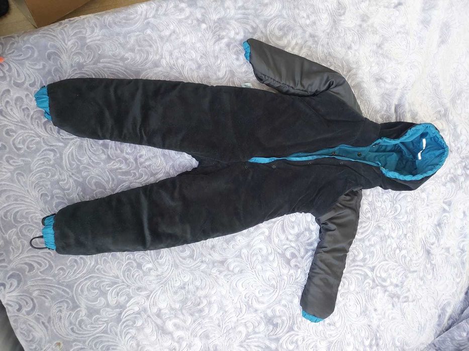 Дитячий зимовий комбінезон Decoza, 5 років (104-110cm). Хороший стан.