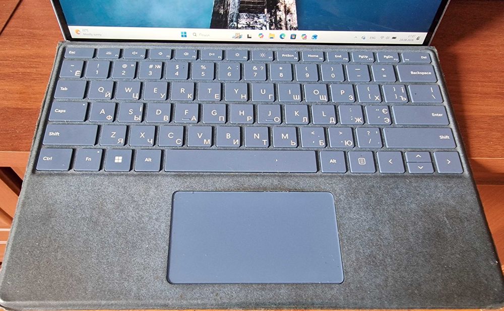 Продам Surface 9 Pro