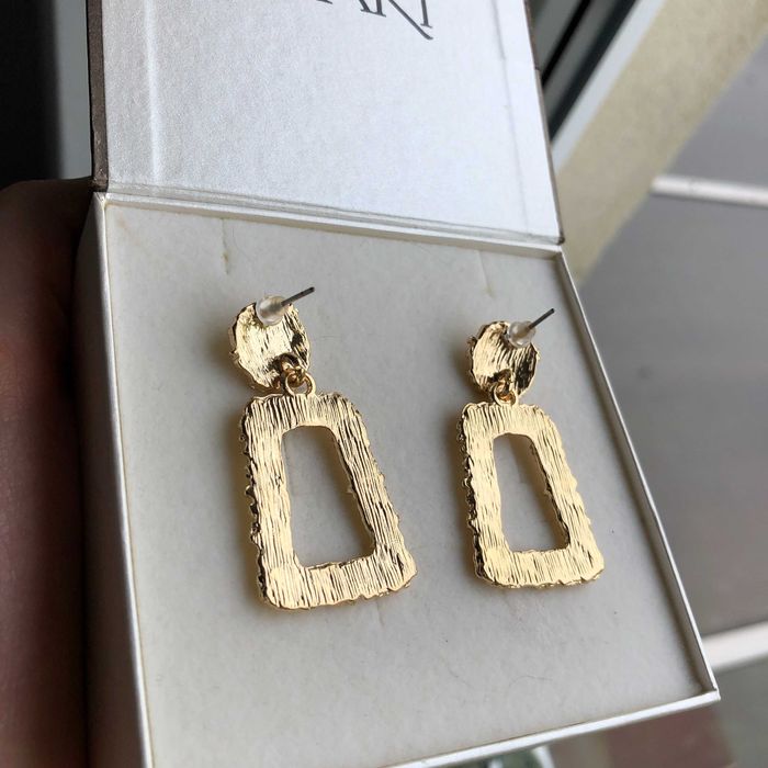 Cudowne złote kolczyki geometryczne stal nierdzewna glamour wiszące