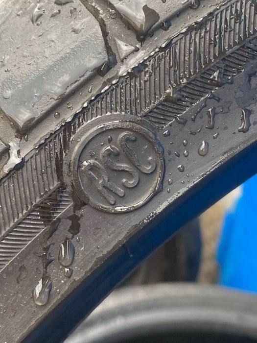 GoAuto шини BridgeStone  225 35 18, 8.1mm, 2016рік, комплект,  Київ