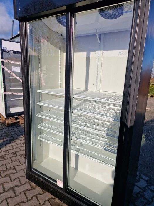Witryna chłodnicza 1300 l. Black-Regał,chłodnia-Kwiaty
