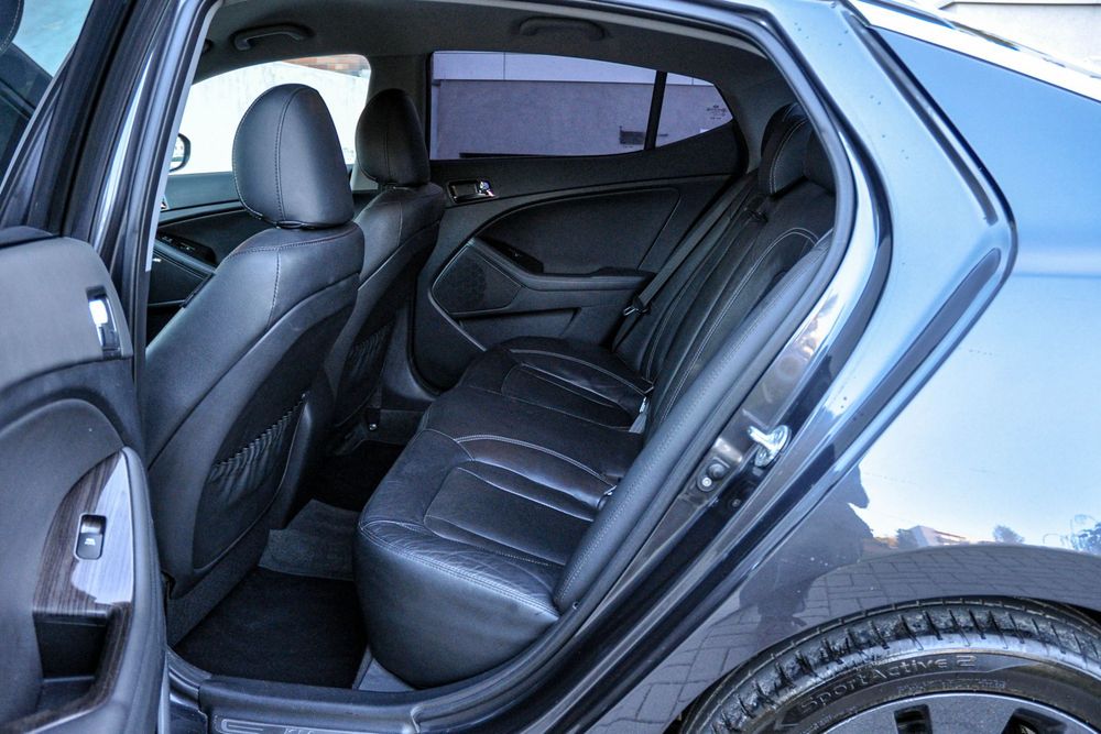 Kia Optima 1,7CRDI 2012 r. Skóry