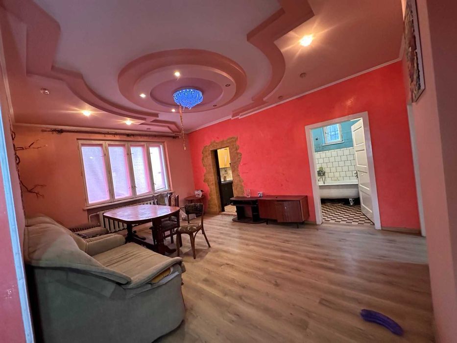 Продається будинок в с. Бедевля