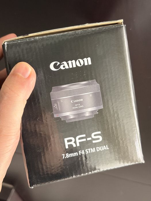 Canon RF-S 7.8mm f4 dual lens nova