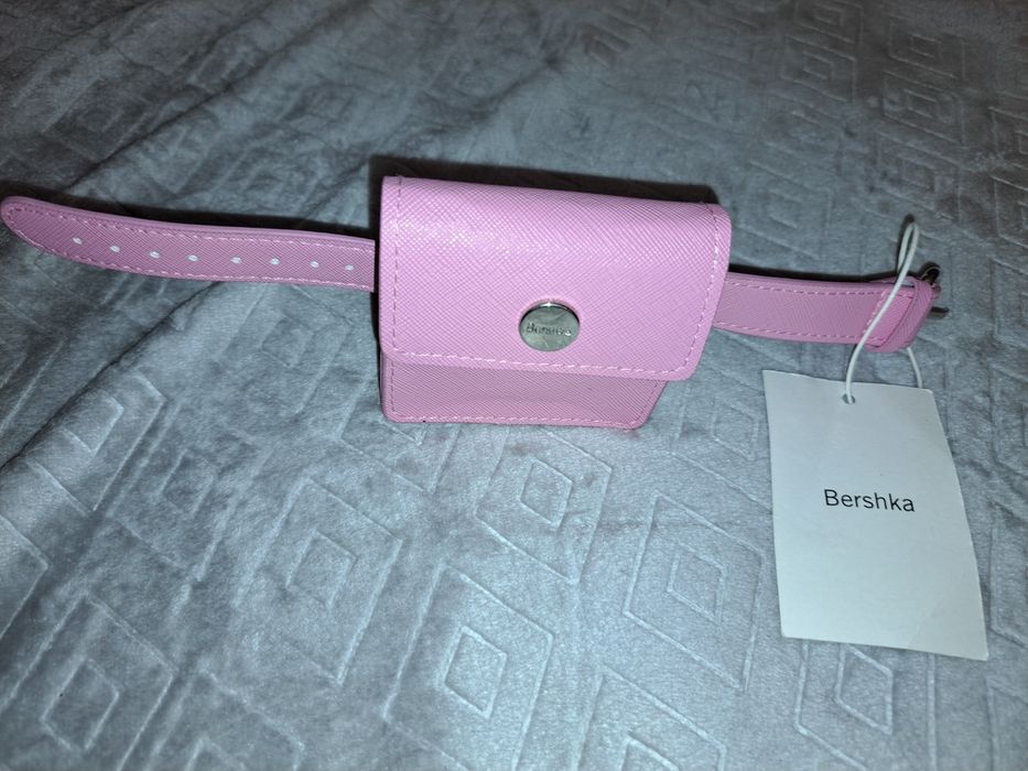 Portfelik Bershka