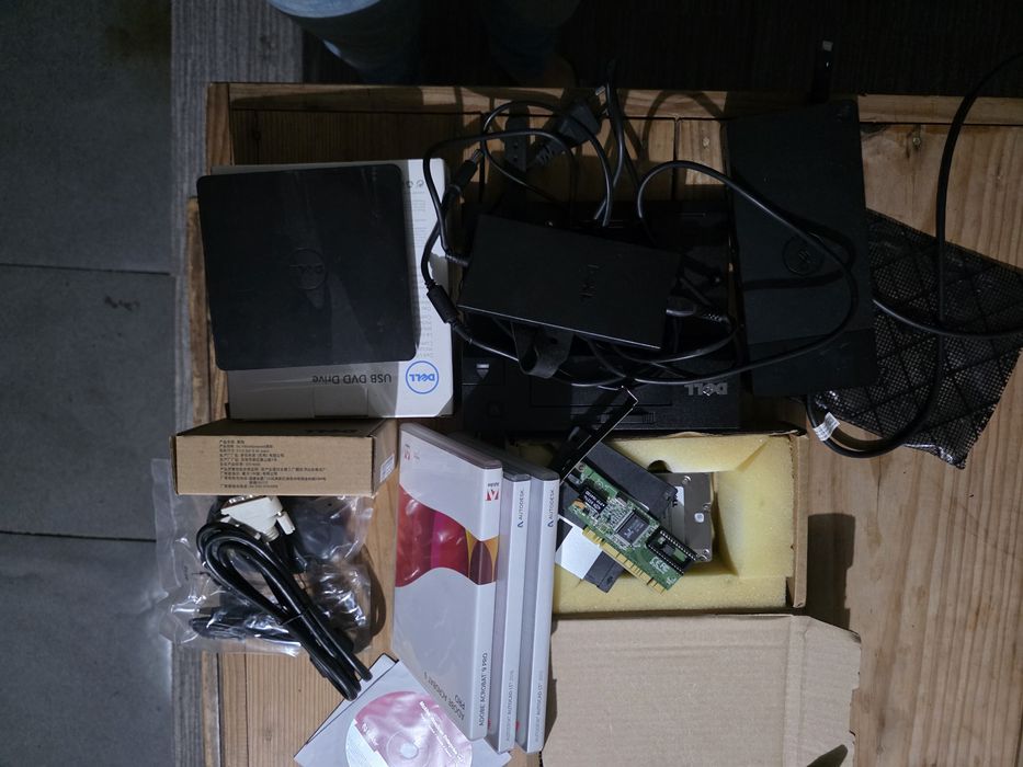 Material Informática430051325127567360