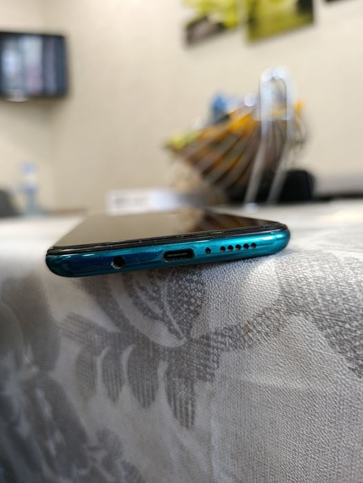 Телефон Xiaomi Redmi Note 8 Pro