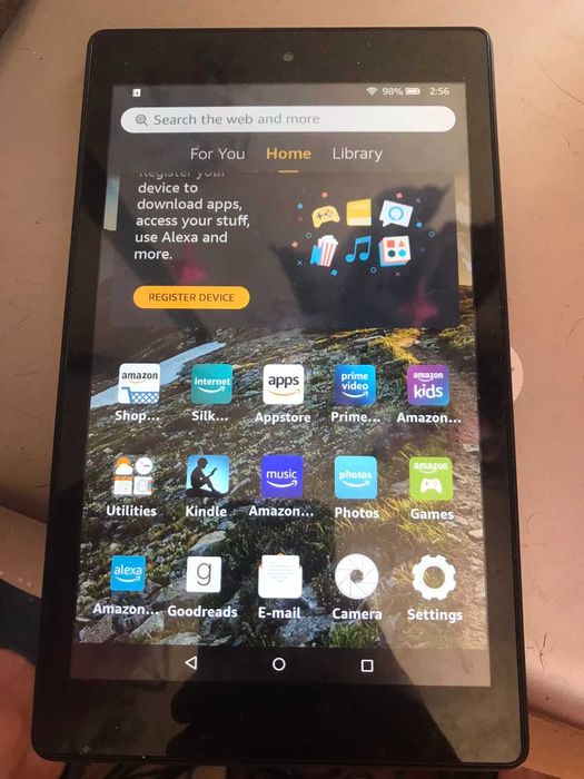 планшет AMAZON G090 MJ05 7296 0D9C С прорезиненным чехлом.