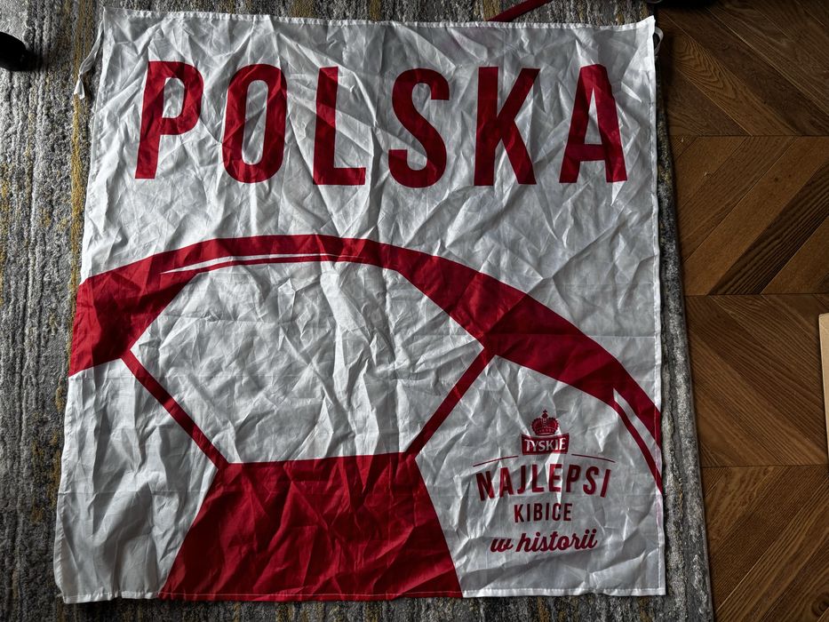 Flagi Polski dwie za 5 zł