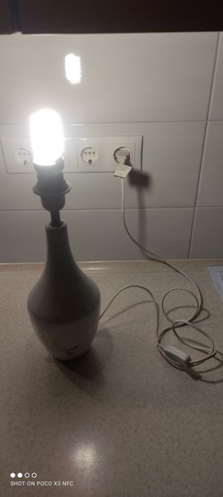 Настольная лампа с стандартным цоколем