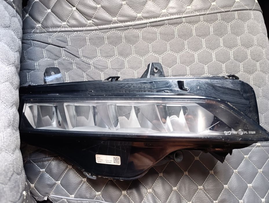 Противотуманка led правий skoda octavia