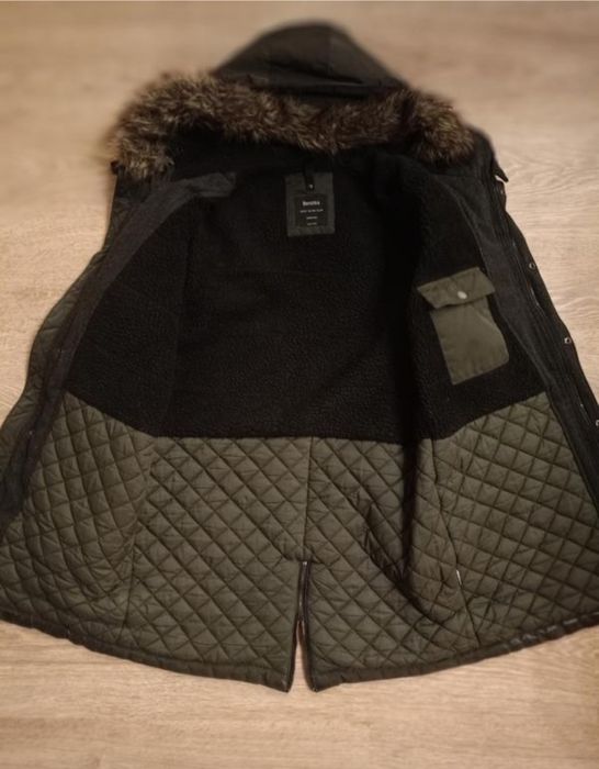 Куртка чоловіча Bershka