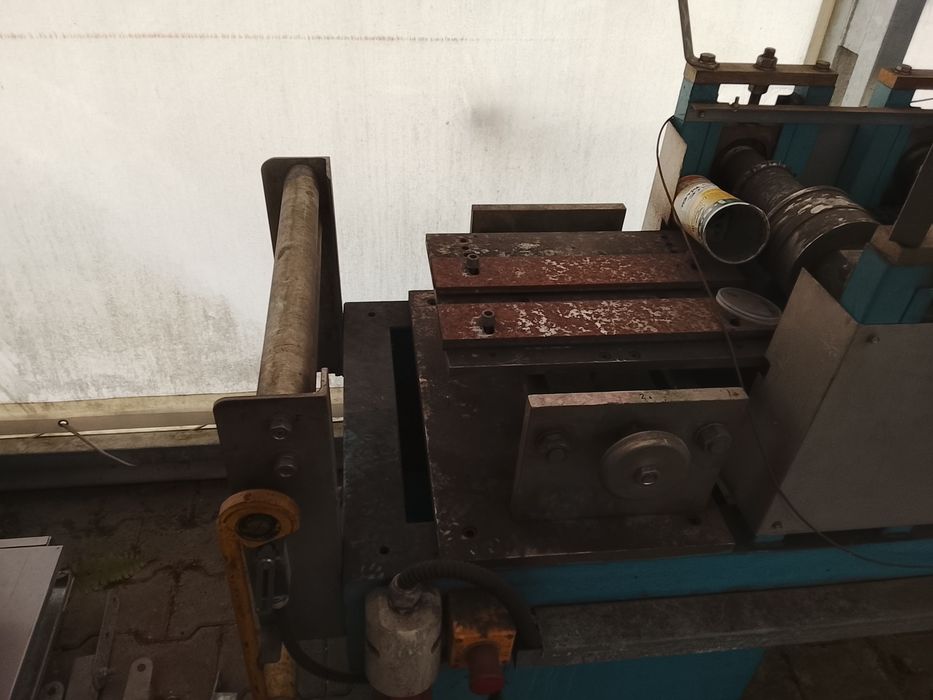 Profilarka wielorolkowa z gilotyna