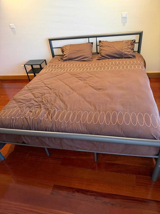 Cama de Ferro e Colchão