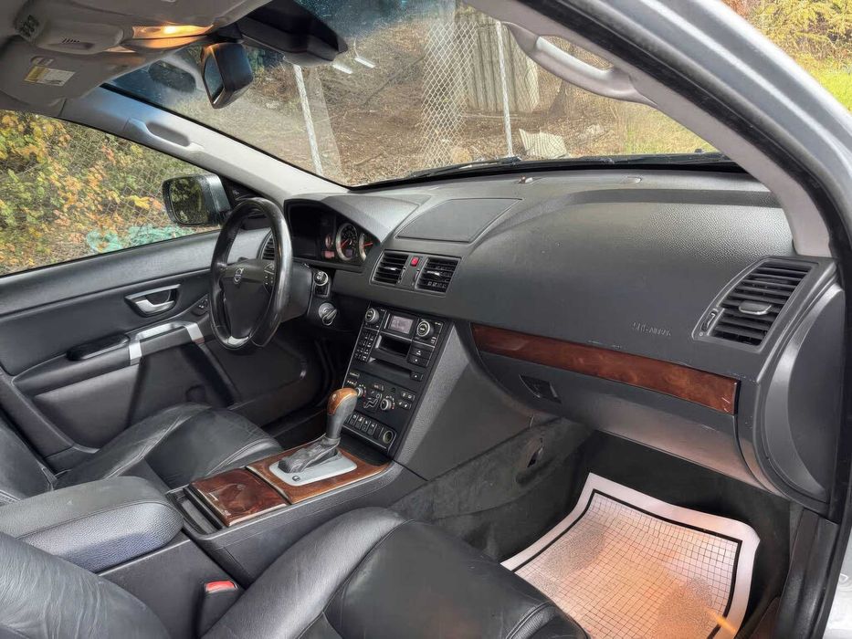 Volvo XC90 3.2      2014