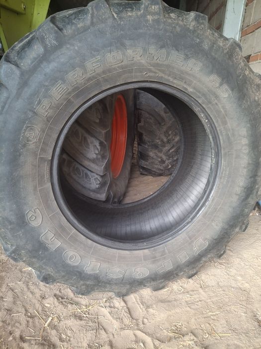 Opony  firestone 540/65R28 2 sztuki komplet