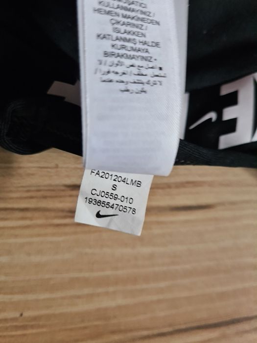 Biustonosz sportowy S Nike Indy Logo Bra Dri Fit
