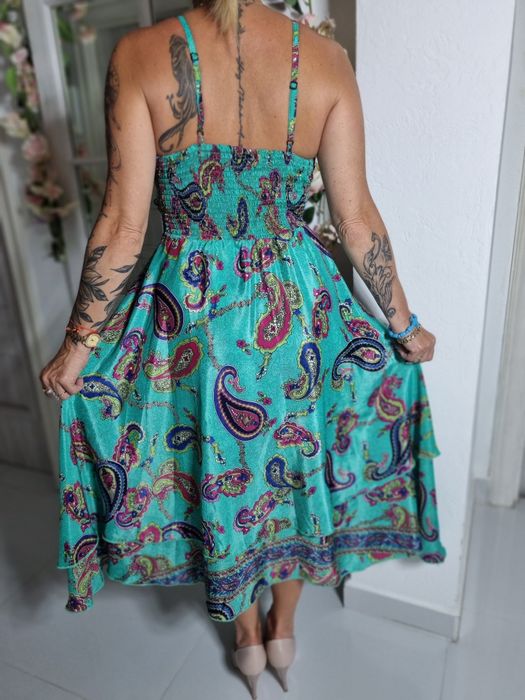 Przepiękna sukienka jedwabna, rozmiar uniwersalny