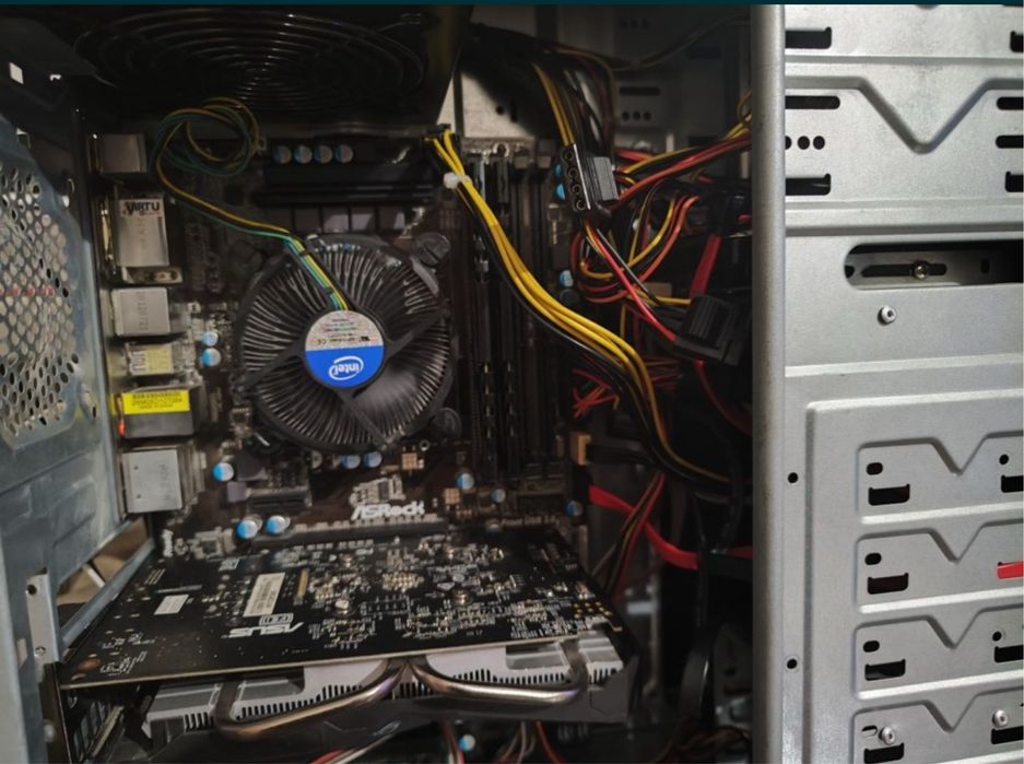 Компьютер Xeon E3-1270 v2, RX 560 4GB, 16GB DDR3