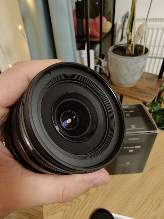 Obiektyw Olympus M.Zuiko Digital ED 12-40 mm f2.8 PRO