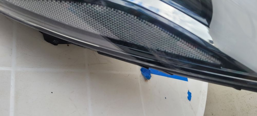 Hyundai ix35 lampa lewa przód xenon led