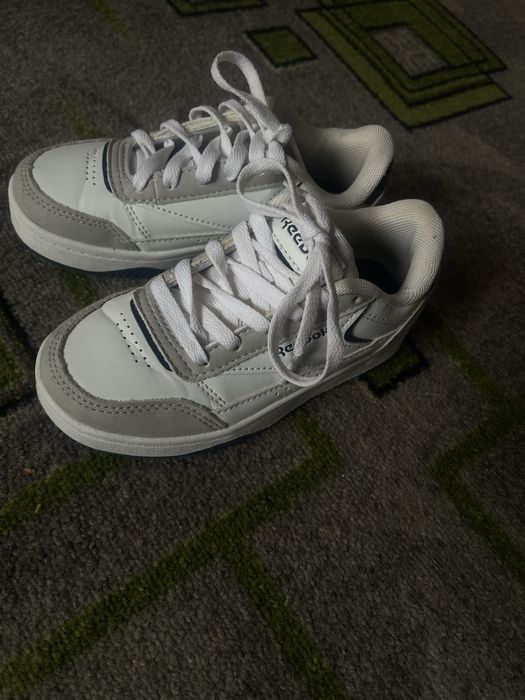Дитячі кросівки Reebok 27,5 розмір