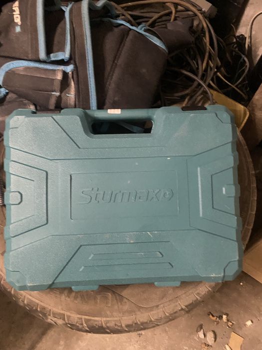 МініПила в кейсі