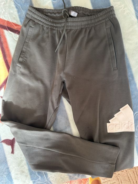 Спортивний костюм