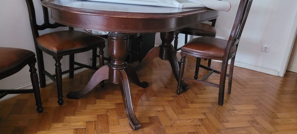 Mesa de jantar com 6 cadeiras