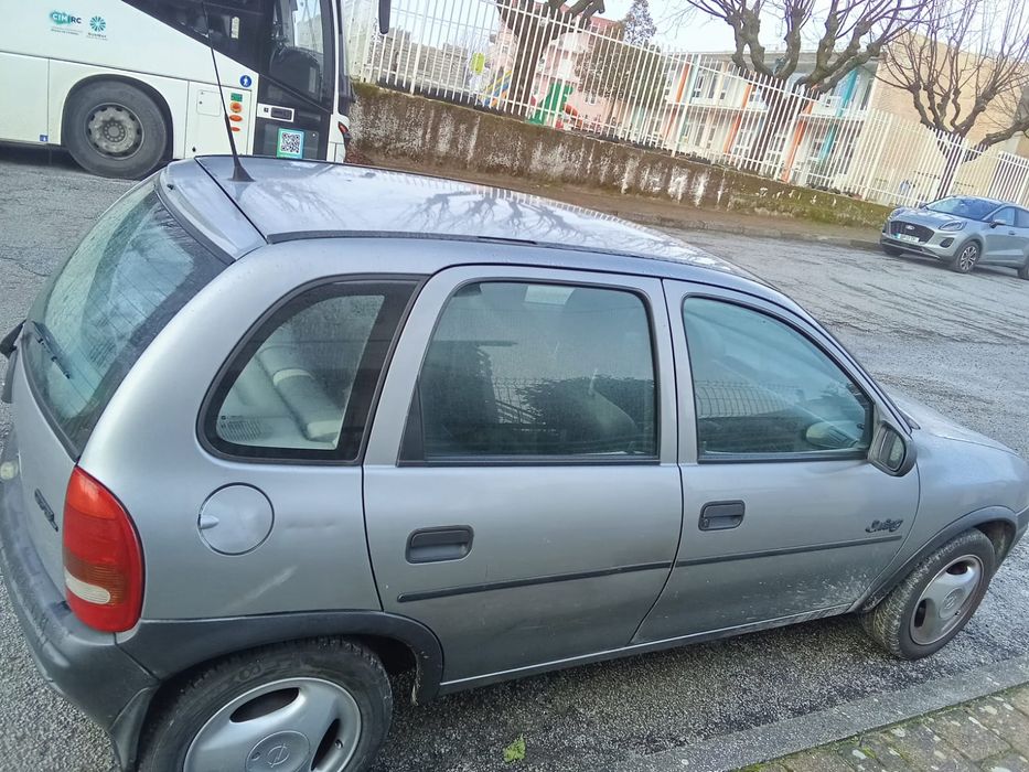 Opel corsa B 1.2